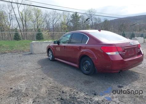 2013 Subaru Legacy 2.5I Limited из США, поврежденный, VIN 4S3BMBK60D3011501